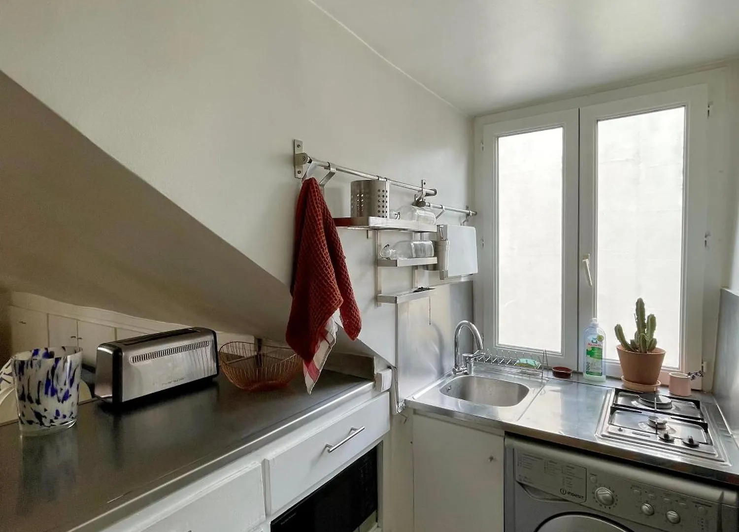 Charmant Appartement Parisien
